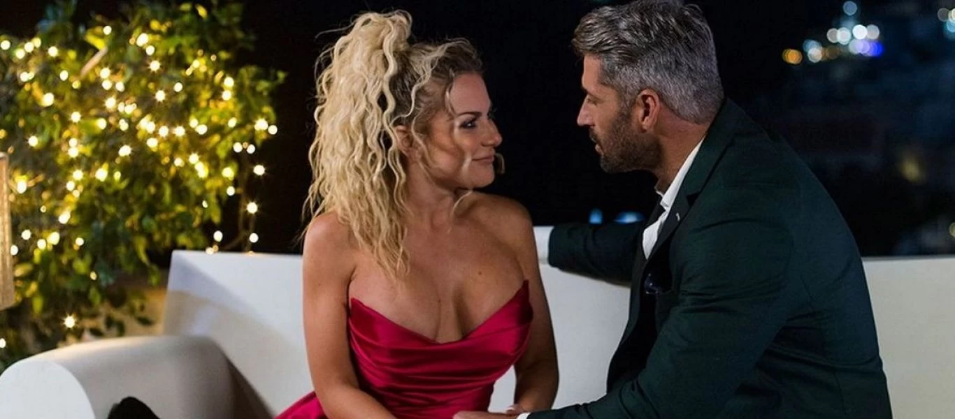 The Bachelor: Το ζευγάρι έκανε χωρίστα Πρωτοχρονιά - Οι ευχές του Α.Παππά και της Αθηνάς μέσω βιντεοκλήσης (βίντεο)